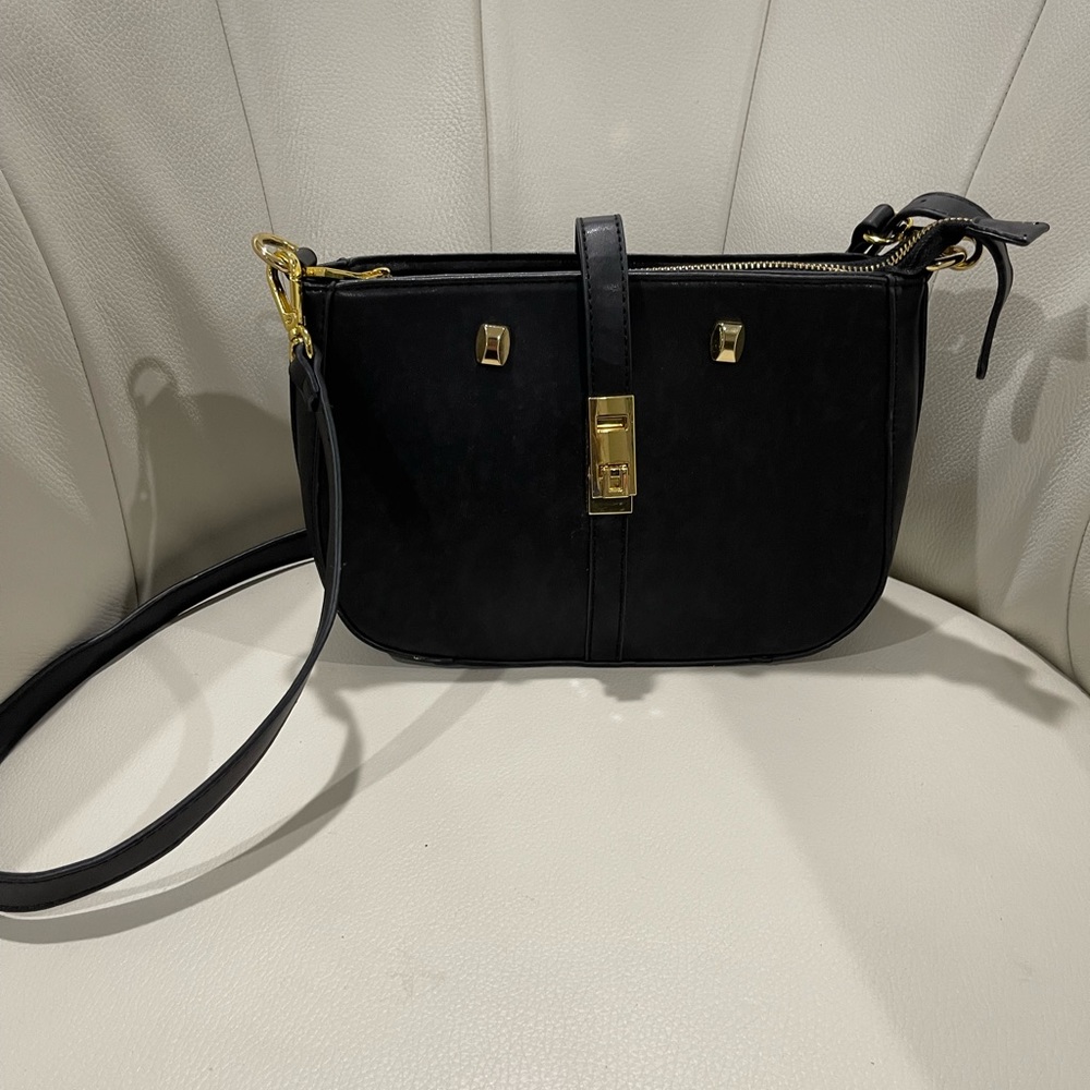 Adrienne Vittadini Crossbody Shoulder Bag